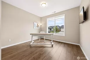 14820 179th Ave E, Bonney Lake, WA 98391 - Photo 3