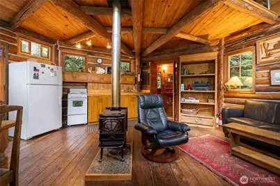 473 Wishkah Lane, Center Island, WA 98221 - Photo 5