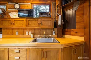 473 Wishkah Ln, Center Island, WA 98221 - Photo 11