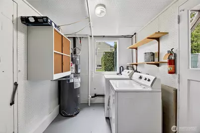 10016 13th Avenue NW, Seattle, WA 98177 - Photo 17