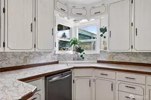 10016 13th Ave NW, Seattle, WA 98177 - Photo 11