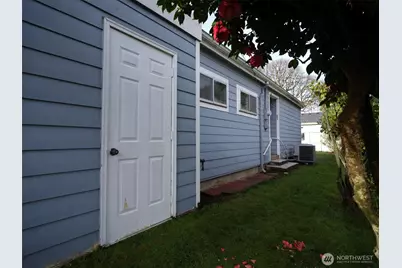 933 Dale Street, Woodland, WA 98674 - Photo 37