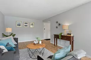 12701 NE 9th Pl, Bellevue, WA 98005 - Photo 3