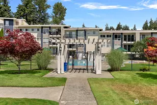 12701 NE 9th Pl, Bellevue, WA 98005 - Photo 1