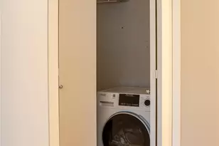 12701 NE 9th Pl, Bellevue, WA 98005 - Photo 15