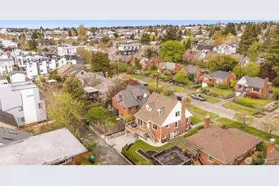 821 NW 57th Street, Seattle, WA 98107 - Photo 35