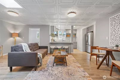 13324 30th Avenue NE, Seattle, WA 98125 - Photo 7