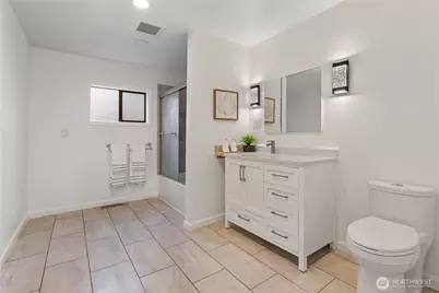 13324 30th Avenue NE, Seattle, WA 98125 - Photo 23