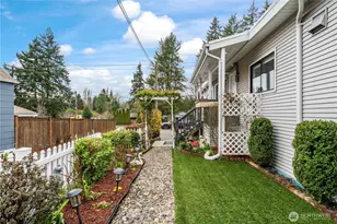 13324 30th Ave NE, Seattle, WA 98125 - Photo 3