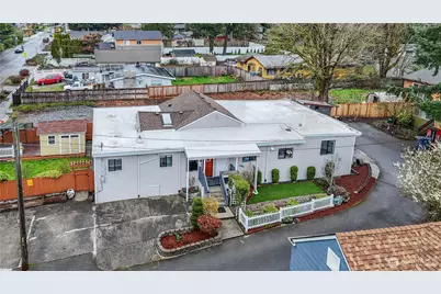 13324 30th Avenue NE, Seattle, WA 98125 - Photo 1