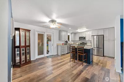 12025 220th Avenue Ct E, Bonney Lake, WA 98391 - Photo 7