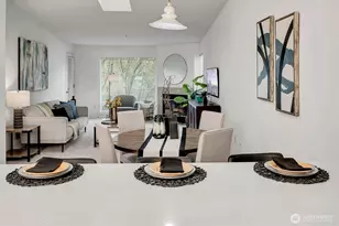 12323 NE 97th St, Kirkland, WA 98033 - Photo 7