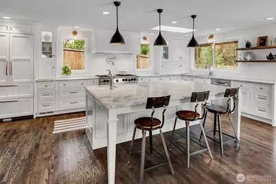 5205 W Mercer Place, Mercer Island, WA 98040 - Photo 5