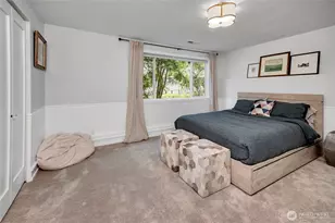 5205 W Mercer Pl, Mercer Island, WA 98040 - Photo 29