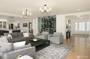 5721 65th Ave NE, Seattle, WA 98105 - Photo 3