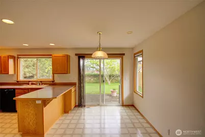 3419 G Avenue, Anacortes, WA 98221 - Photo 15
