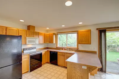 3419 G Avenue, Anacortes, WA 98221 - Photo 11