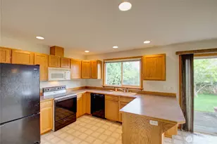 3419 G Ave, Anacortes, WA 98221 - Photo 11