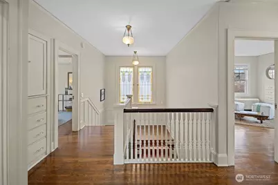 939 21st Avenue E, Seattle, WA 98112 - Photo 19