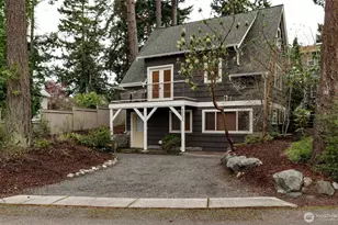 2201 Ebony St, Port Townsend, WA 98368 - Photo 1