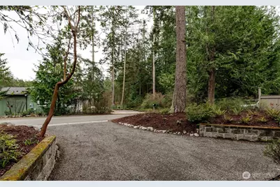 2201 Ebony Street, Port Townsend, WA 98368 - Photo 3