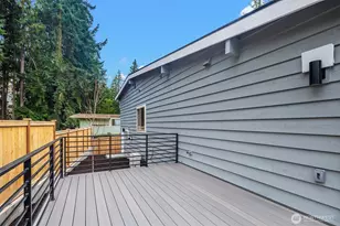 12241 NE 65th St, Kirkland, WA 98033 - Photo 21