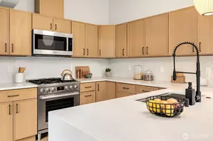 12241 NE 65th St, Kirkland, WA 98033 - Photo 13