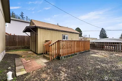 1910 2nd Avenue W, Bremerton, WA 98312 - Photo 17
