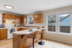 1810 Harney, Vancouver, WA 98660 - Photo 9