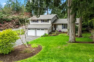 8642 University Point Cir NE, Bremerton, WA 98311 - Photo 1