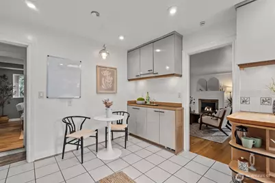 9732 15th Avenue NE, Seattle, WA 98115 - Photo 11