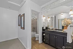 9732 15th Ave NE, Seattle, WA 98115 - Photo 19