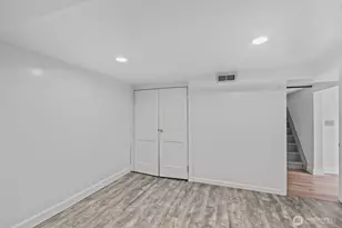 9732 15th Ave NE, Seattle, WA 98115 - Photo 29