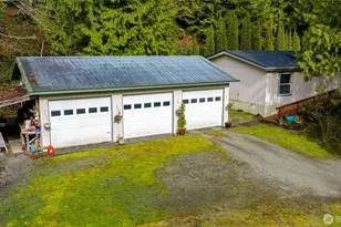 12358 Huckleberry Ln, Sedro Woolley, WA 98284 - Photo 3