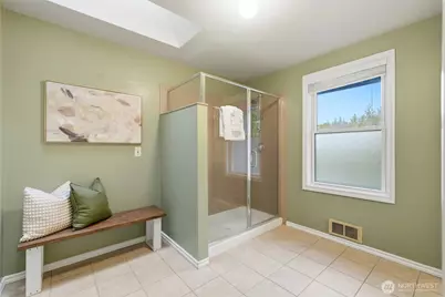 11221 194th Street SE, Snohomish, WA 98296 - Photo 17