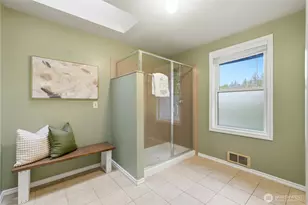 11221 194th St SE, Snohomish, WA 98296 - Photo 17