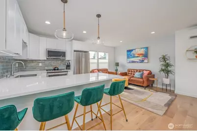 3015 61st Avenue SW #B, Seattle, WA 98116 - Photo 5