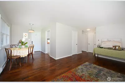 9328 31st Avenue SW, Seattle, WA 98126 - Photo 9