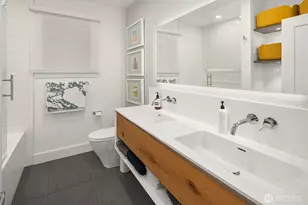 107 23rd Ave, Seattle, WA 98122 - Photo 15