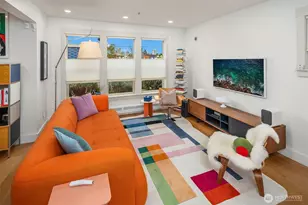 107 23rd Ave, Seattle, WA 98122 - Photo 3