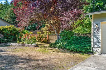 2044 Parker Road, Camano Island, WA 98282 - Photo 5