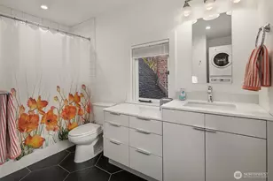 803 E Prospect St, Seattle, WA 98102 - Photo 27