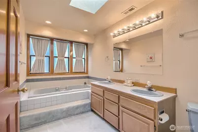 32026 11th Avenue SW, Federal Way, WA 98023 - Photo 23