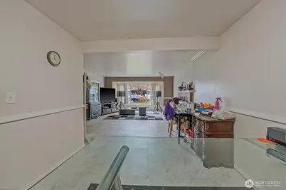 7918 Timber Hill Drive, Everett, WA 98203 - Photo 9