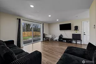 2526 Olympic Blvd, Puyallup, WA 98374 - Photo 5