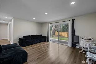 2526 Olympic Blvd, Puyallup, WA 98374 - Photo 7