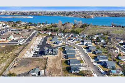 601 Dorsing Street #E25, Moses Lake, WA 98837 - Photo 9