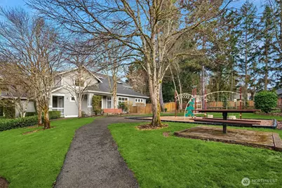 23139 SE 27th Way, Sammamish, WA 98075 - Photo 35