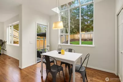 23139 SE 27th Way, Sammamish, WA 98075 - Photo 17