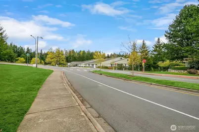 23139 SE 27th Way, Sammamish, WA 98075 - Photo 39